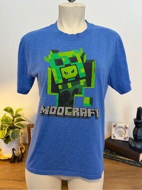 COWS MOOcraft Minecraft Parody T-Shirt Niagara-on-the-Lake Blue Size youth L
